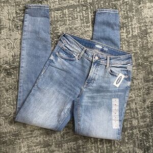 Old Navy Rockstar Super Skinny Mid Rise Jeans NWT